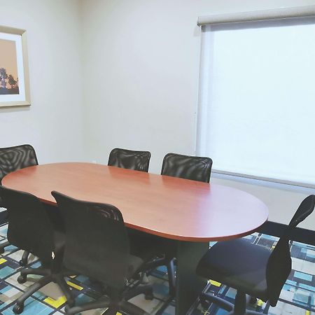La Quinta By Wyndham Ne Long Beach/Cypress Hawaiian Gardens Εξωτερικό φωτογραφία