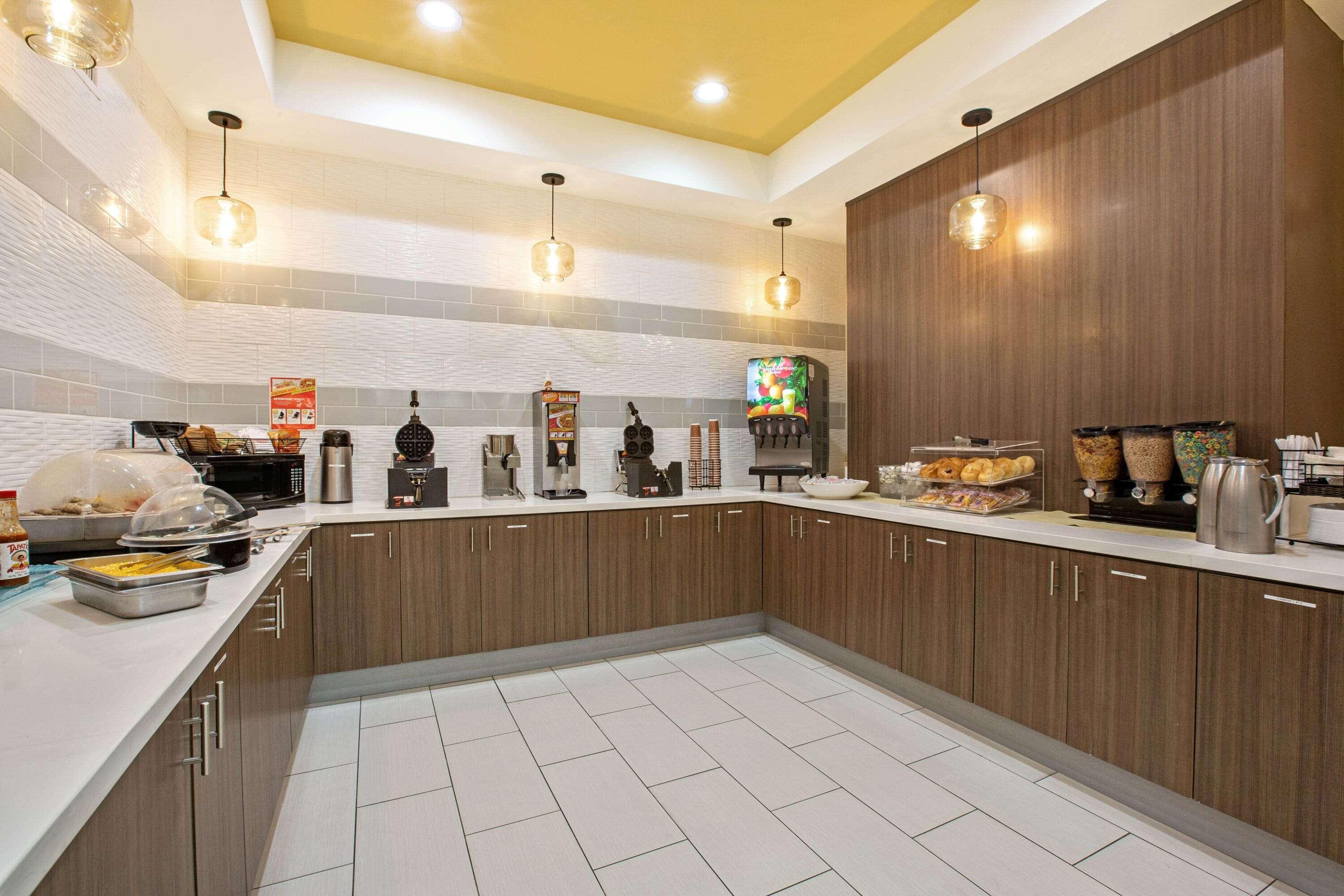 La Quinta By Wyndham Ne Long Beach/Cypress Hawaiian Gardens Εξωτερικό φωτογραφία