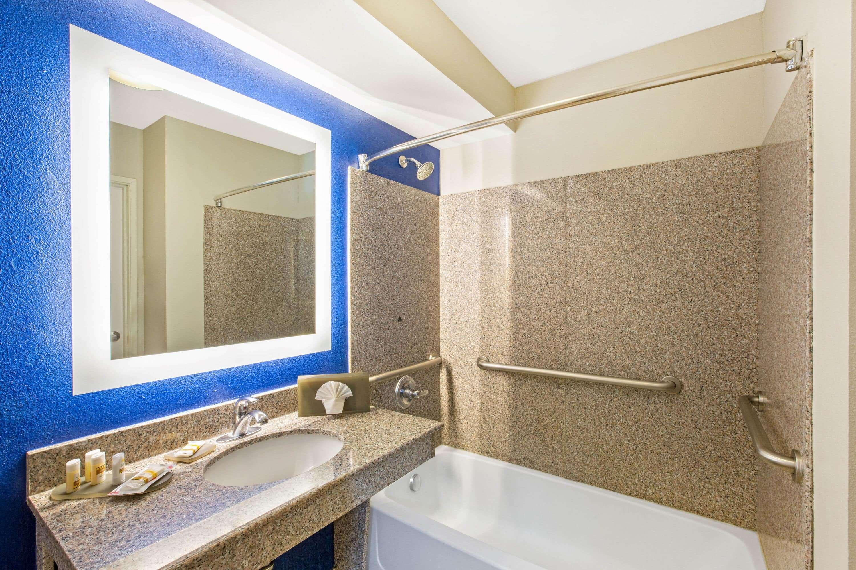 La Quinta By Wyndham Ne Long Beach/Cypress Hawaiian Gardens Εξωτερικό φωτογραφία