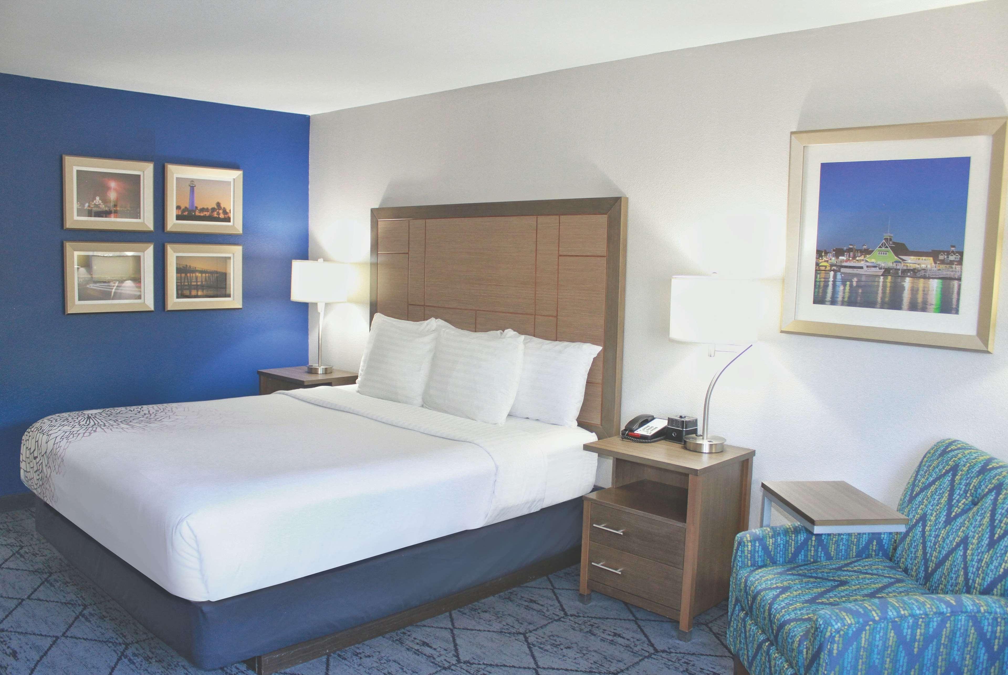La Quinta By Wyndham Ne Long Beach/Cypress Hawaiian Gardens Εξωτερικό φωτογραφία