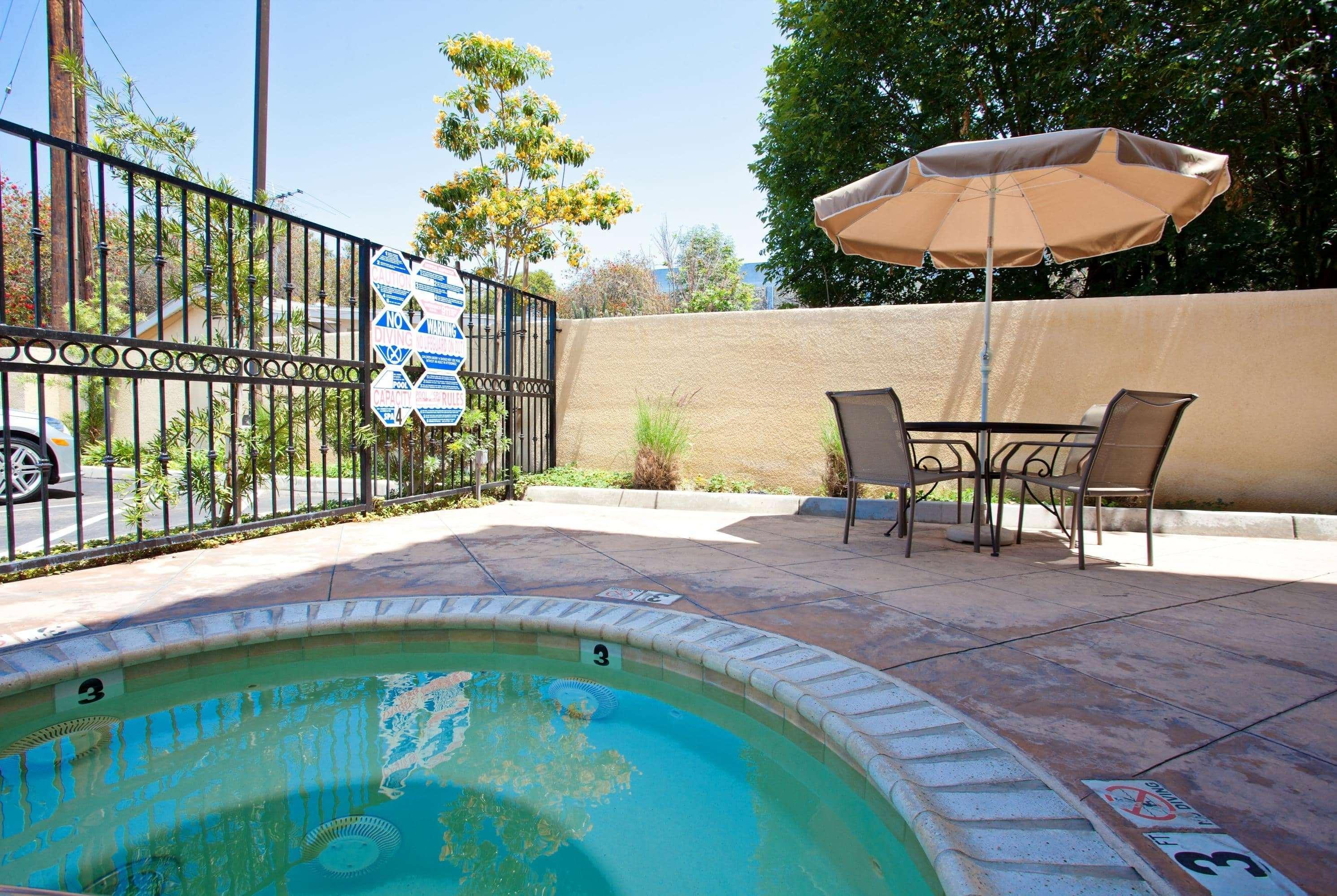 La Quinta By Wyndham Ne Long Beach/Cypress Hawaiian Gardens Εξωτερικό φωτογραφία