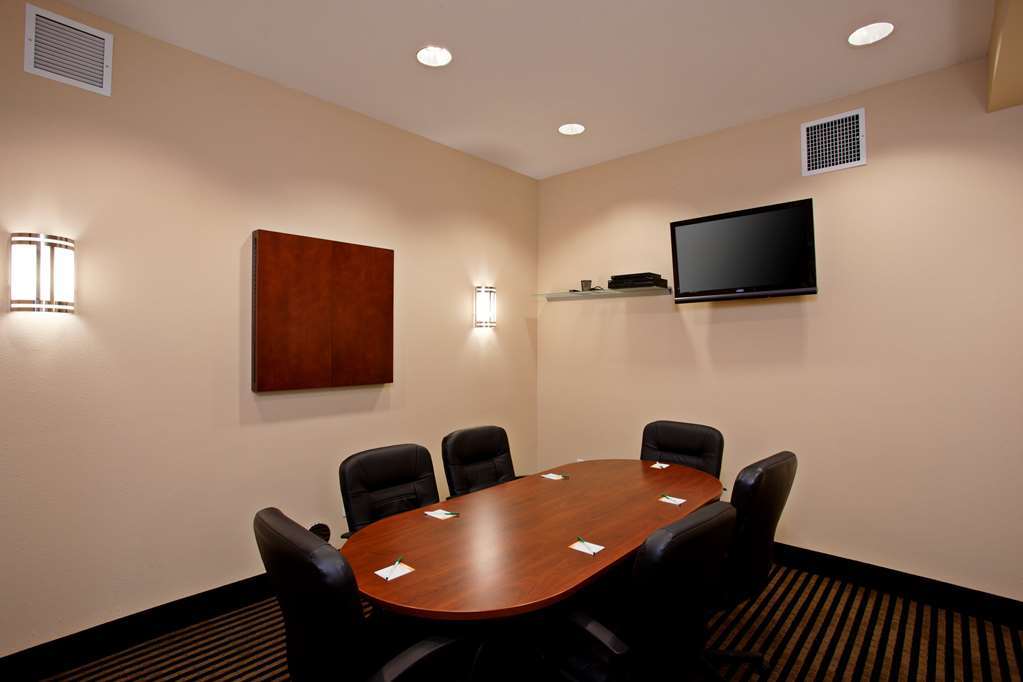 La Quinta By Wyndham Ne Long Beach/Cypress Hawaiian Gardens Ανέσεις φωτογραφία